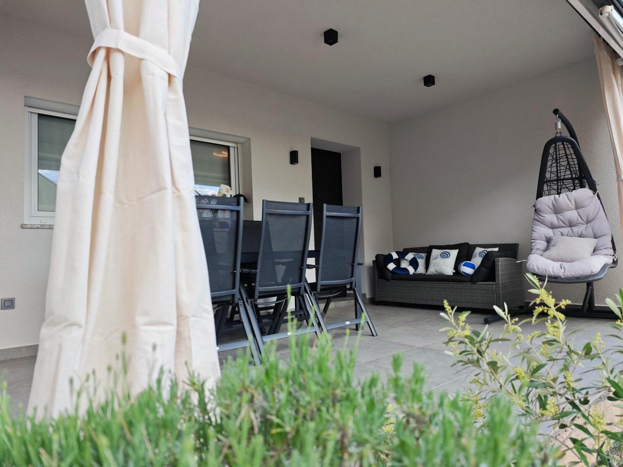 Mila Apartman